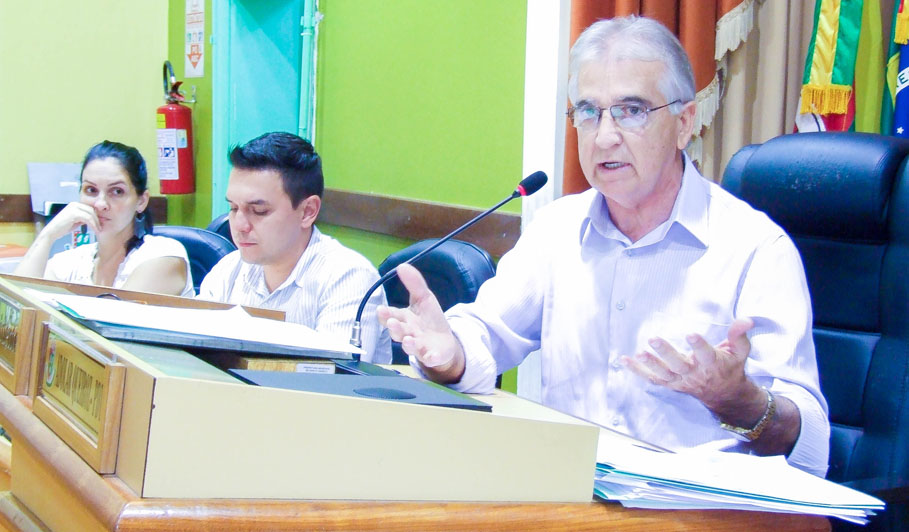 Presidente da Câmara, Adolar Queiroz, defende retomada da Farmácia Básica junto Centro Social Urbano, no Bairro Pippi