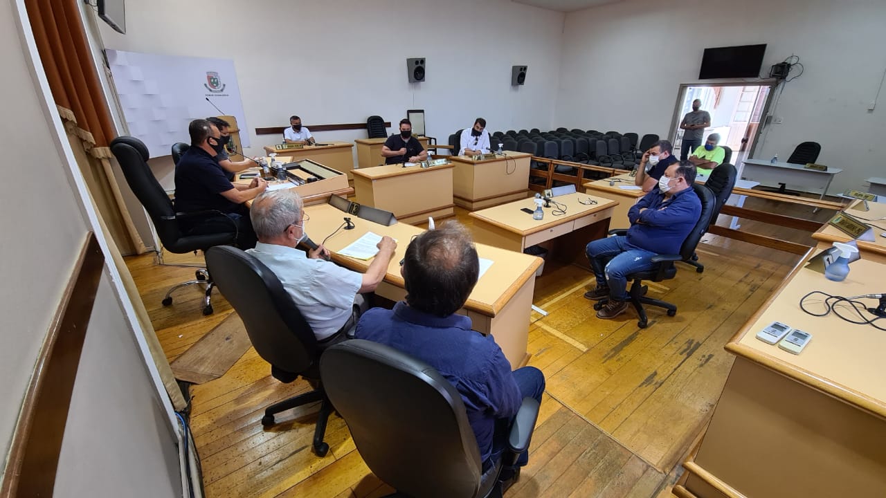 Legislativo recebe direção da Viação Tiaraju para esclarecer dúvidas sobre projeto de Lei