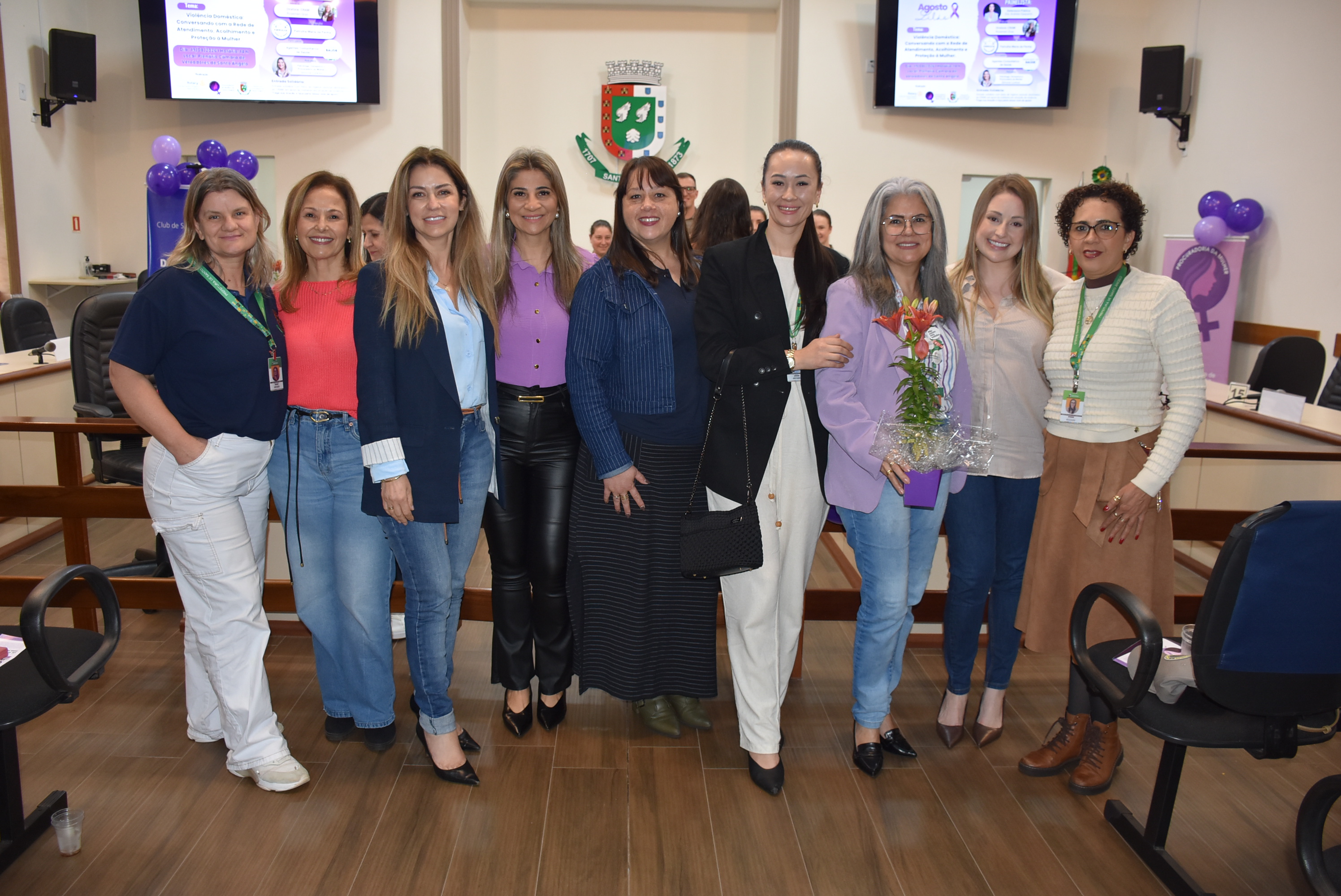 Agosto Lilás reúne instituições para fortalecer rede de proteção e apoio às mulheres em Santo Ângelo