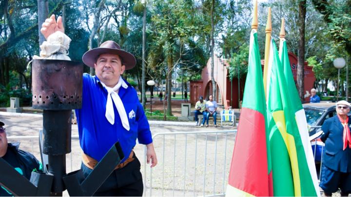Desfile no Dia do Ga&uacute;cho encerra Semana Farroupilha em Santo &Acirc;ngelo