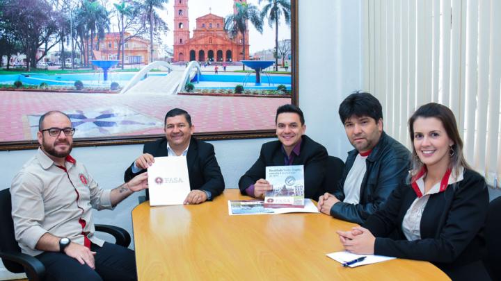 Equipe da FASA visita C&acirc;mara de Vereadores